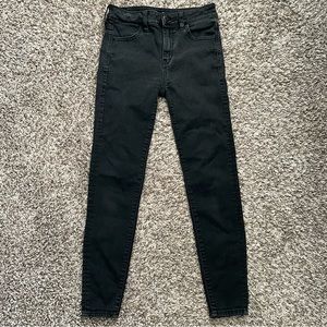 American Eagle Next Level Stretch Black Hi-Rise Jeggings size 4 Short